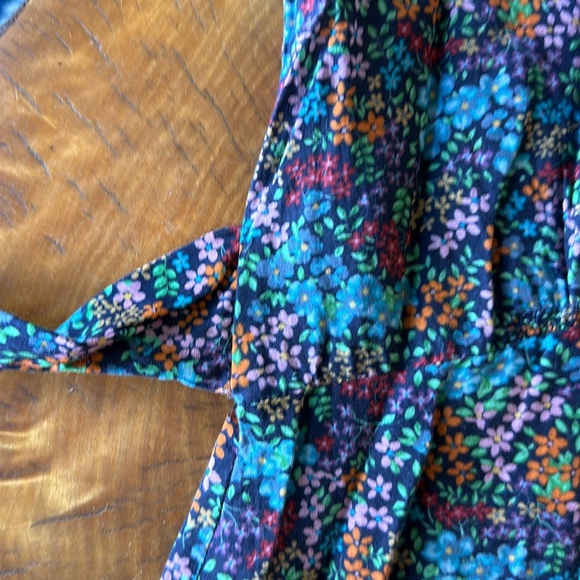 Does dress xs - Picture 6 of 8